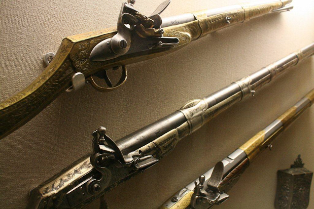 Τα όπλα της επανάστασης