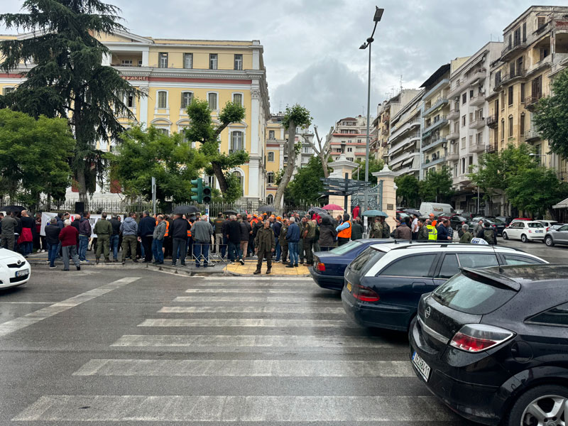 Συγκέντρωση διαμαρτυρίας της ΣΤ' ΚΟΜΑΘ