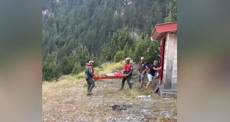 Όλυμπος: Διάσωση 63χρονης Αμερικανίδας με ελικόπτερο Super Puma...VIDEO