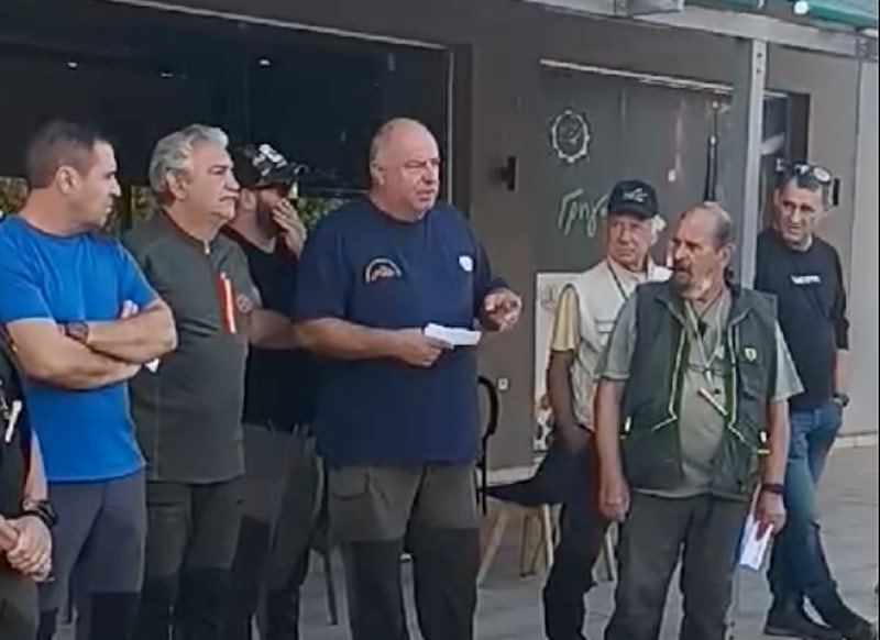 Ο Αντιπρόεδρος της ΚΣΕ προαναγγέλει την μείωση του παραβόλου για τη λήψη DNA...VIDEO