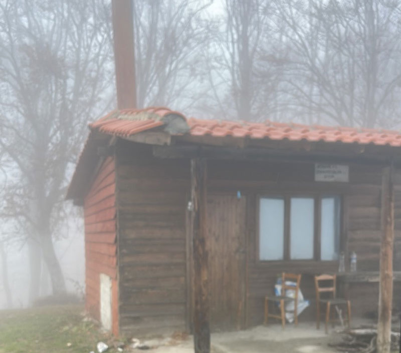 Ένας απρόσμενος επισκέπτης στο κυνηγετικό καταφύγιο στη Μικρόπολη ....VIDEO