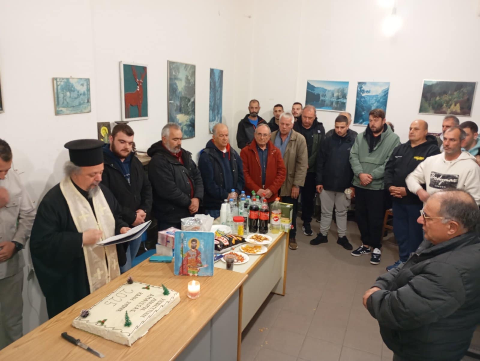 Έκοψε την πρωτοχρονιάτικη πίτα ο Κ.Σ. Άμφισσας ...ΦΩΤΟ