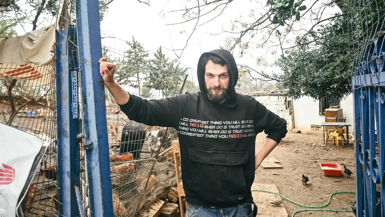 «Μας φάγανε οι αλεπούδες»: Ένα απόγευμα στο μοναδικό χωριό της Αθήνας