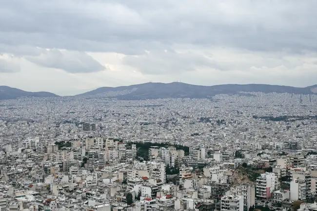 «Μας φάγανε οι αλεπούδες»: Ένα απόγευμα στο μοναδικό χωριό της Αθήνας