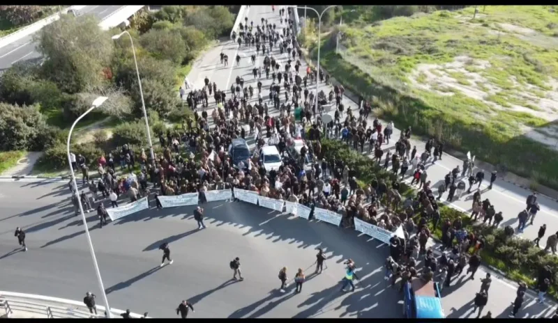 Βγαίνουν στους δρόμους οι κυνηγοί