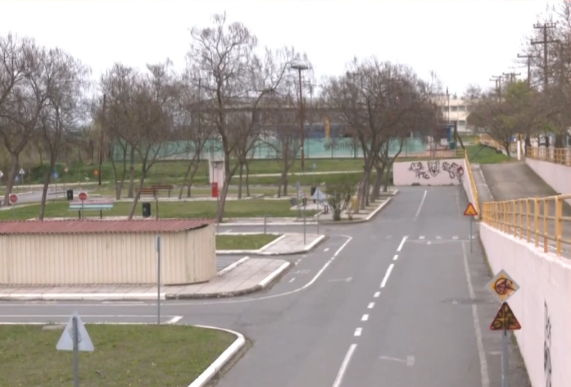 Θεσσαλονίκη: Λύκοι έκαναν την εμφάνισή τους στα Κουφάλια...VIDEO