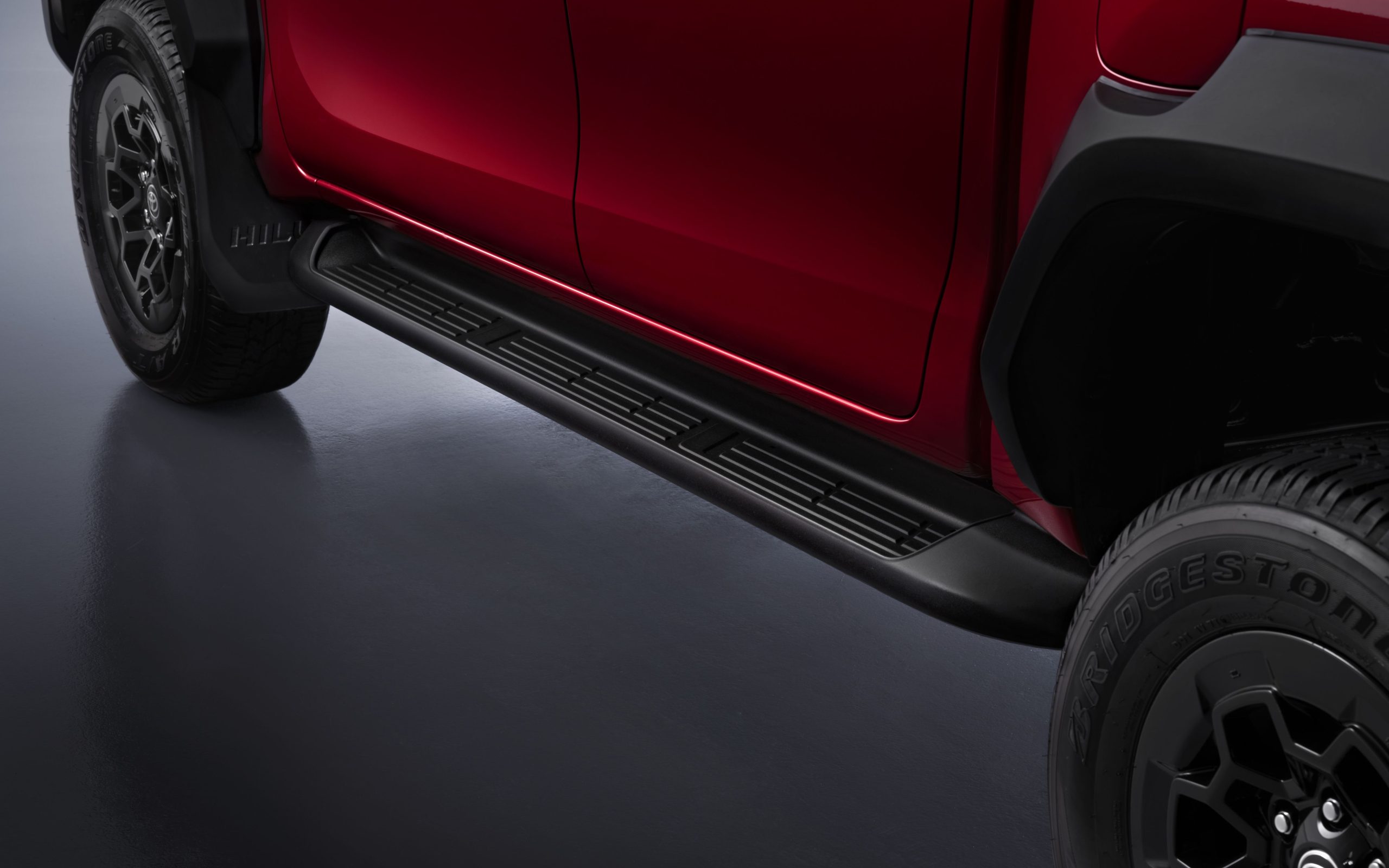 Έρχεται το νέο Toyota Hilux - Θα αποκτήσει αντίστοιχη έκδοση του Ford Ranger Raptor;