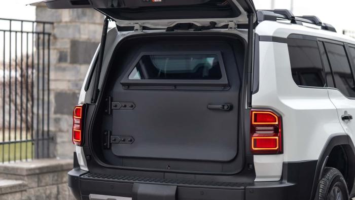 Το νέο Toyota Land Cruiser τώρα και θωρακισμένο