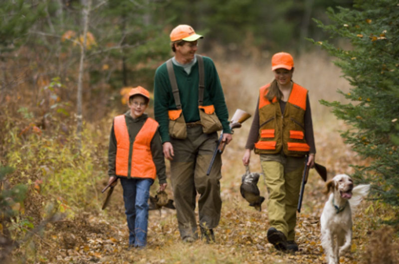 Γιατί δεν γίνονται νέοι κυνηγοί;