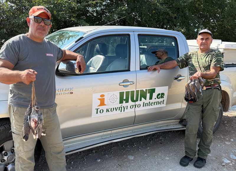 Δύο λαγοκυνηγοί... στα τρυγόνια